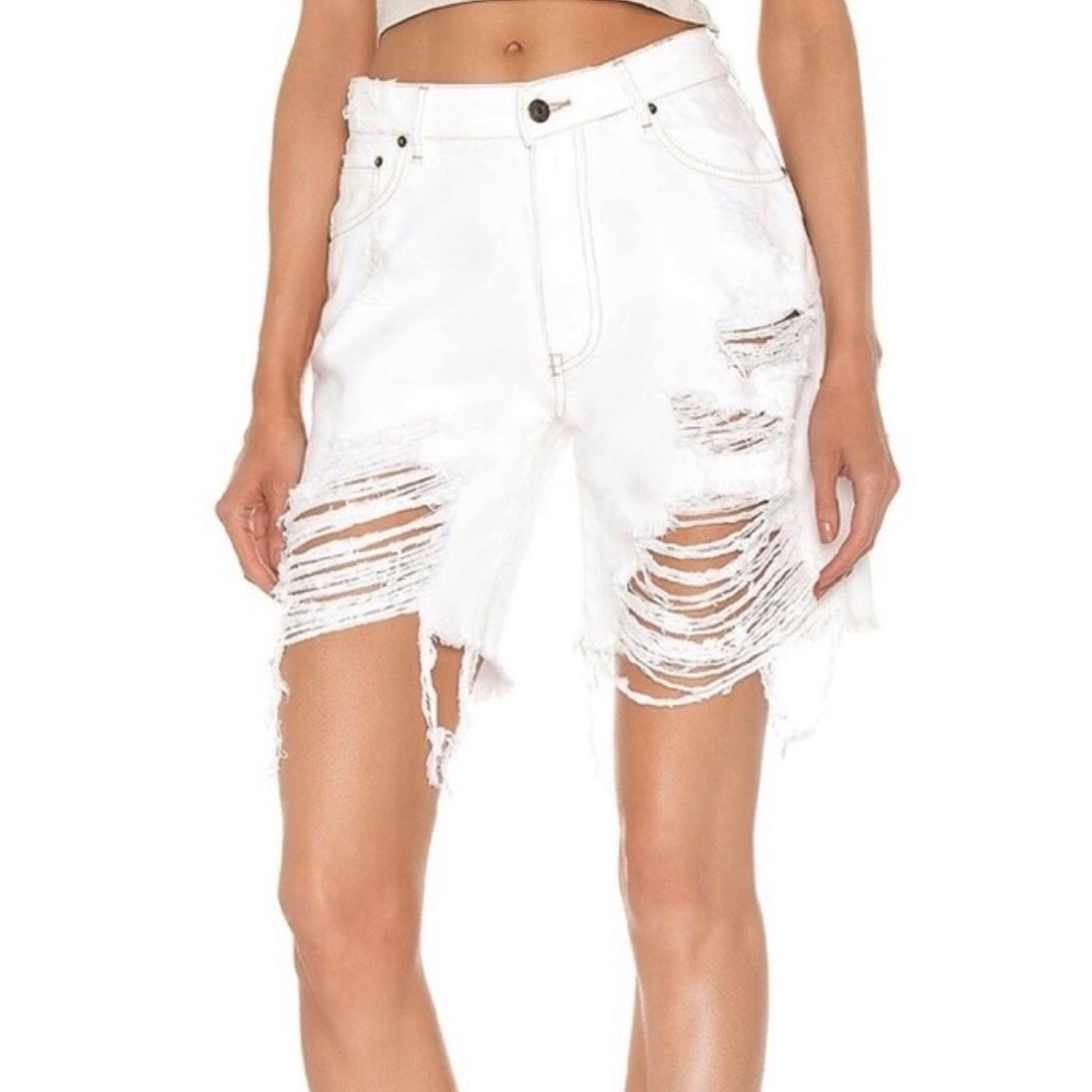 NEW SER.O.YA REVOLVE WHITE DISTRESSED DENIM SHORTS